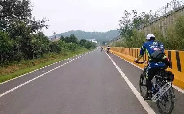 NG体育官网app史上最全武汉绿道汇总！去这里骑行、慢跑、快走这个月可以瘦十斤！(图11)