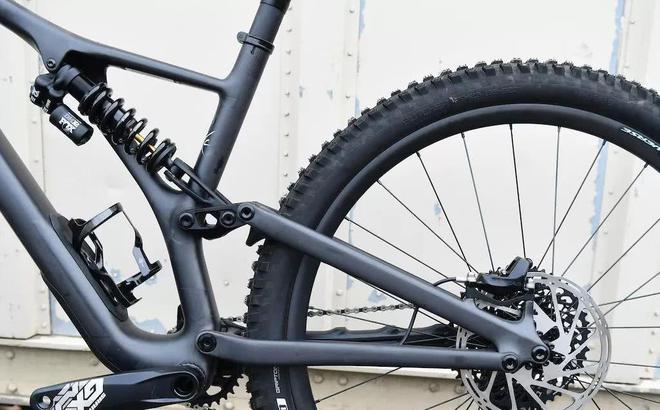 NG体育官网app第一印象：Specialized Stumpjumper EVO Pro Carbon 29试骑体验(图1)